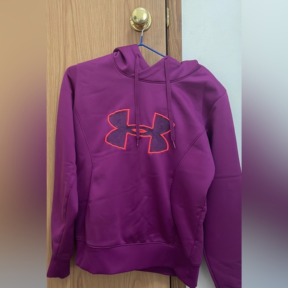 Under Armour Hoodie (Medium) - Picture 1 of 5